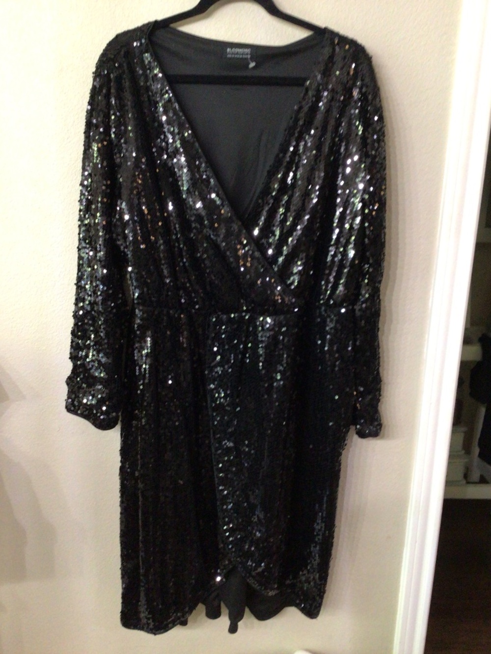 Bloomchic Made For Your Curves black Sequin dress. US size 18/20 great shape